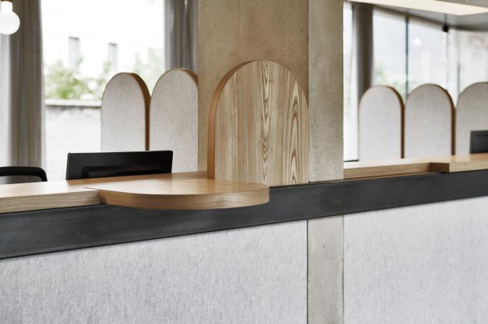 BIM建筑|融合古典，调皮地飞动——环抱老树的游客中心 / MoDusArchitects