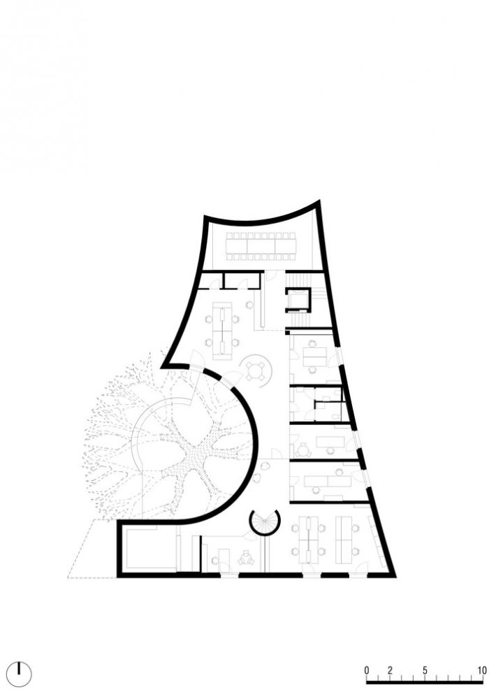 BIM建筑|融合古典，调皮地飞动——环抱老树的游客中心 / MoDusArchitects