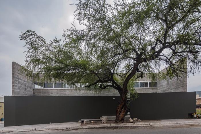 BIM建筑|未完成的废墟感——墨西哥八梁宅 / Covachita Taller