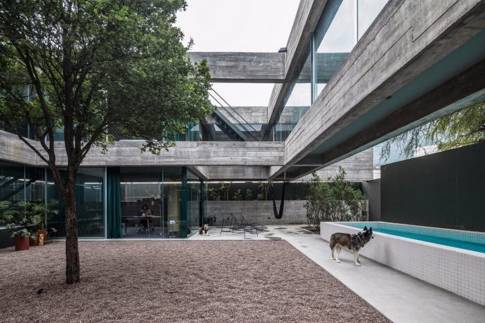 BIM建筑|未完成的废墟感——墨西哥八梁宅 / Covachita Taller