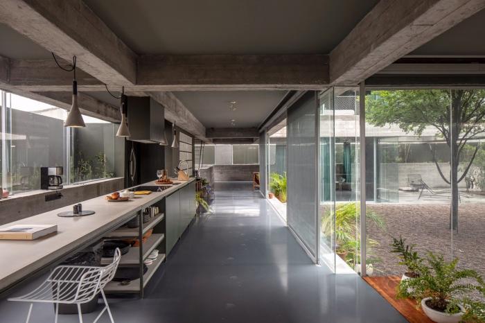 BIM建筑|未完成的废墟感——墨西哥八梁宅 / Covachita Taller