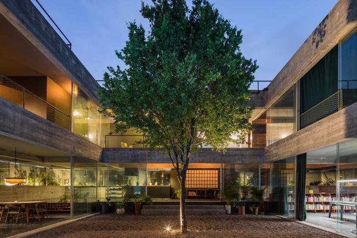 BIM建筑|未完成的废墟感——墨西哥八梁宅 / Covachita Taller