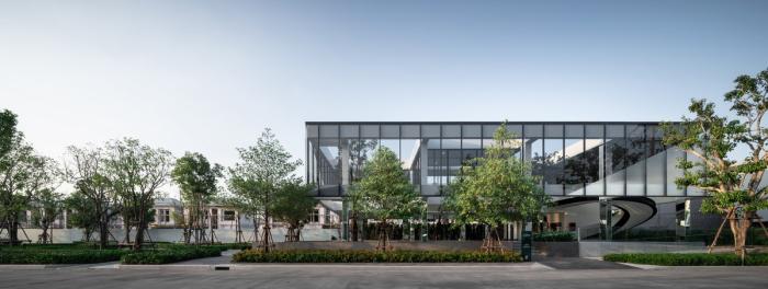 BIM建筑|美联社普莱诺法霍尔兰西特俱乐部大楼 / ForX Design Studio