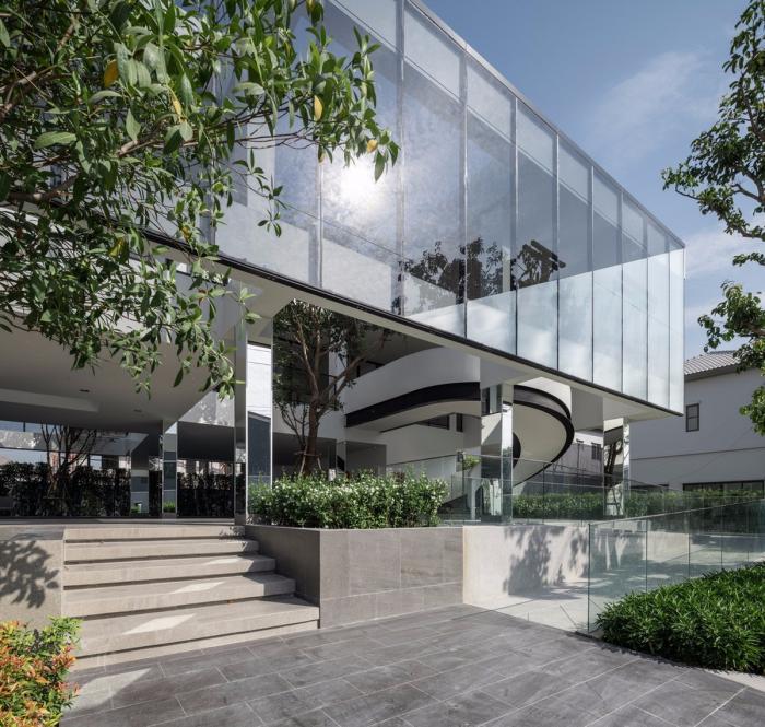 BIM建筑|美联社普莱诺法霍尔兰西特俱乐部大楼 / ForX Design Studio