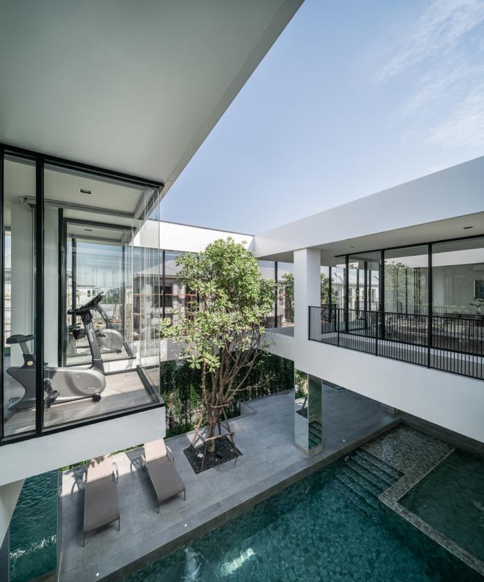 BIM建筑|美联社普莱诺法霍尔兰西特俱乐部大楼 / ForX Design Studio