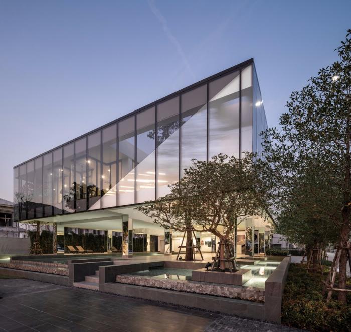 BIM建筑|美联社普莱诺法霍尔兰西特俱乐部大楼 / ForX Design Studio