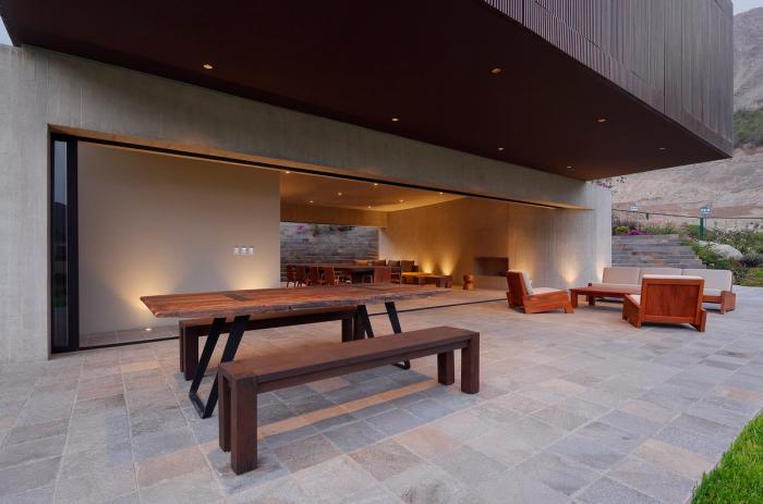 BIM建筑|山野乡村的有机住宅——“木盒之下” / Martin Dulanto Arquitecto