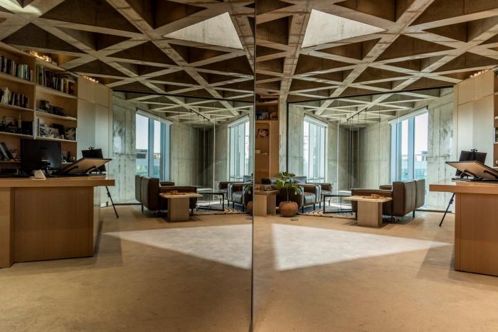 BIM建筑|混凝土构筑的抽象几何空间：Atelier 11办公楼 / Atelier 11