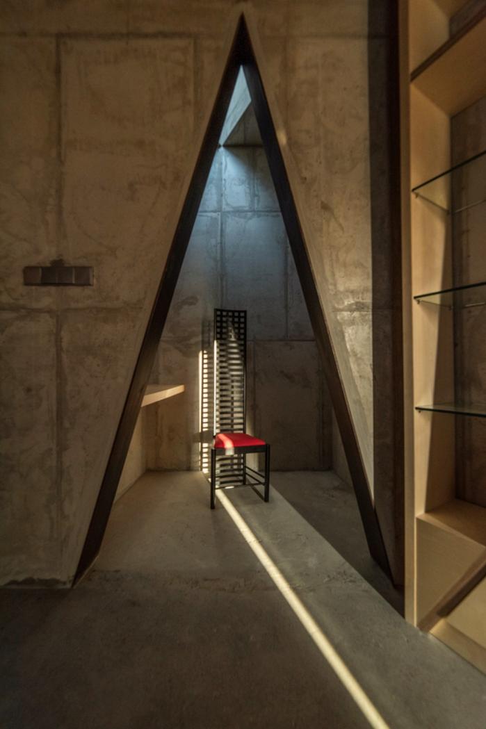 BIM建筑|混凝土构筑的抽象几何空间：Atelier 11办公楼 / Atelier 11