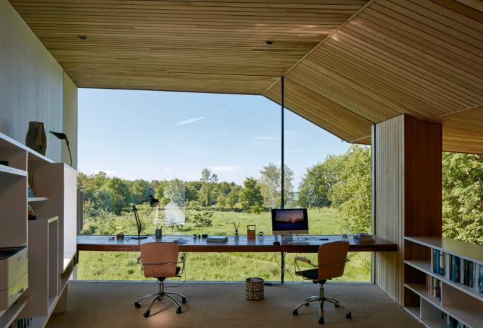 BIM建筑|乡村风景里的双人舞：英国景天草住宅 / Featherstone Young