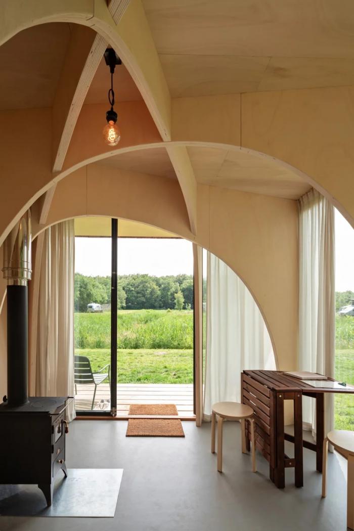 BIM建筑|可移动的森林小屋 / Thewaywebuild