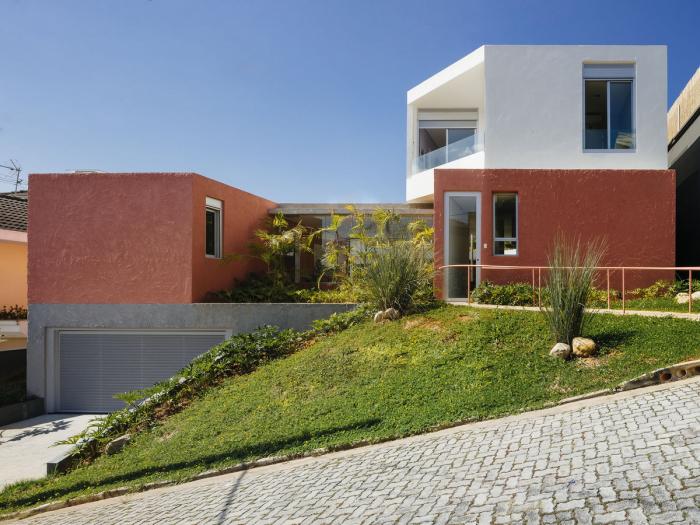 BIM建筑|方与圆营造的花园式住宅：Cauman之家 / Estúdio BRA