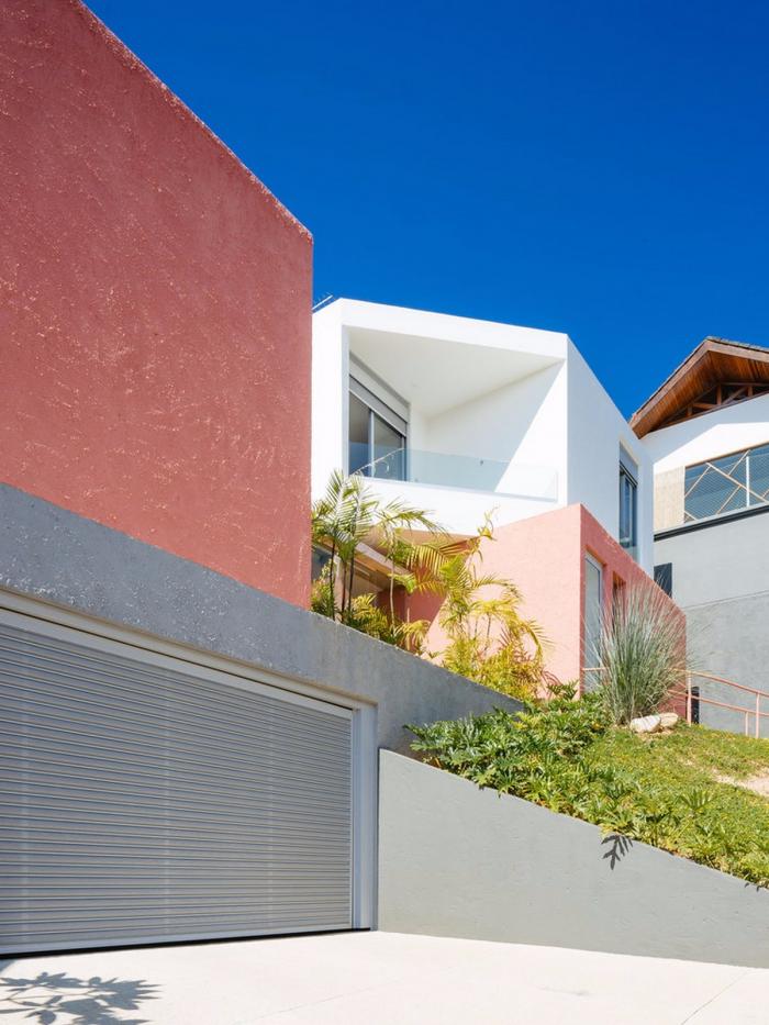 BIM建筑|方与圆营造的花园式住宅：Cauman之家 / Estúdio BRA