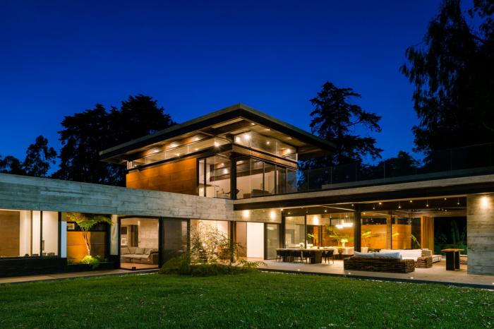 BIM建筑|BF之家 / Paz Arquitectura