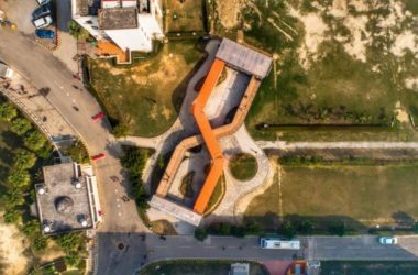 BIM建筑|无穷符号“∞”：大诺伊达咖啡吧兼学生中心 / RJDL-BIM建筑网