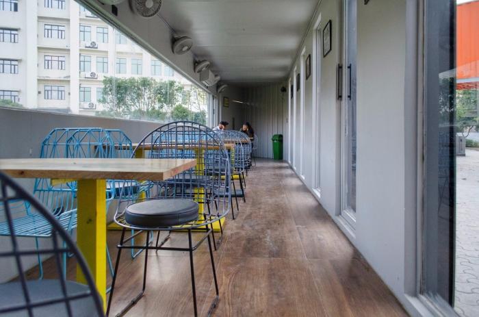 BIM建筑|无穷符号“∞”：大诺伊达咖啡吧兼学生中心 / RJDL