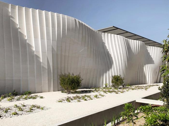 BIM建筑|柔软起伏的白色波浪：德拉斯兄弟酒庄