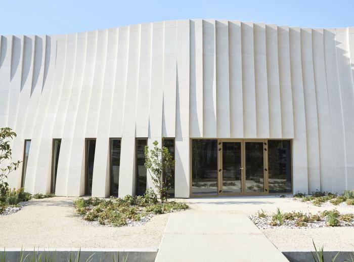 BIM建筑|柔软起伏的白色波浪：德拉斯兄弟酒庄