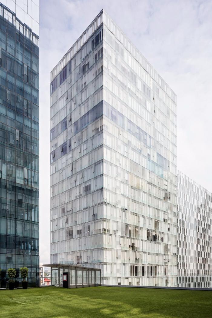 BIM建筑|卡尔索广场 / FR-EE