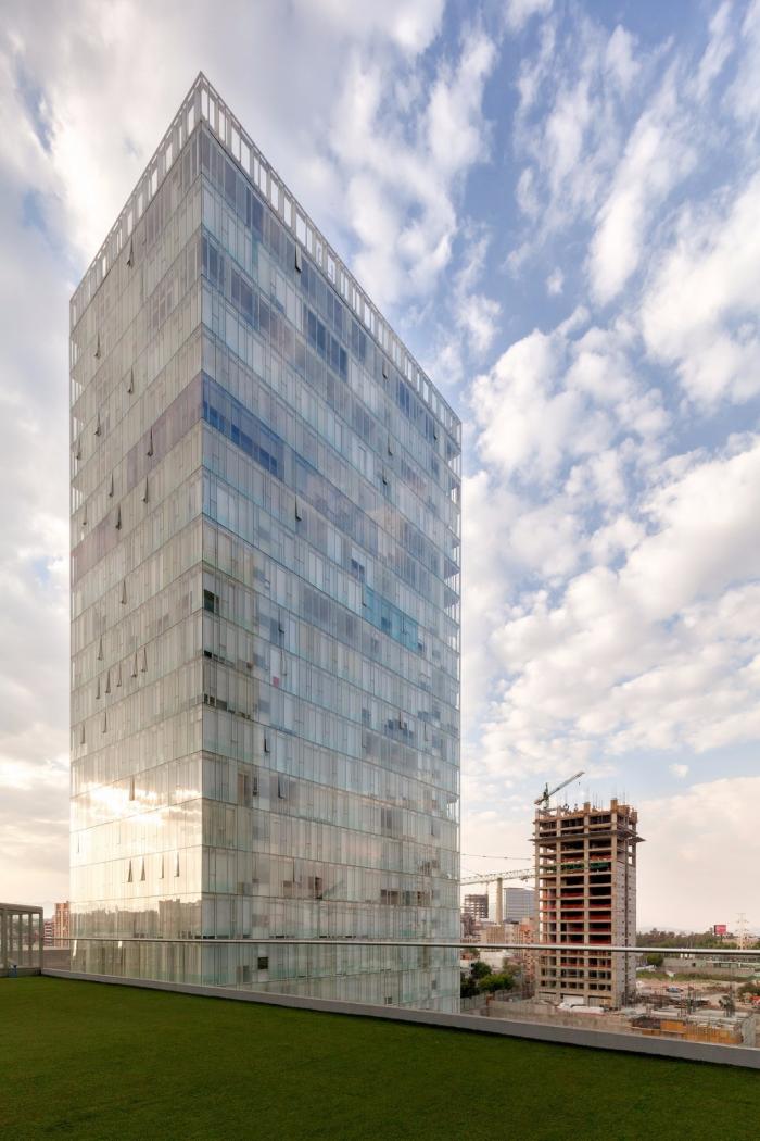 BIM建筑|卡尔索广场 / FR-EE