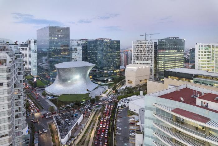 BIM建筑|卡尔索广场 / FR-EE