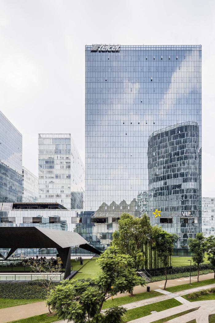 BIM建筑|卡尔索广场 / FR-EE