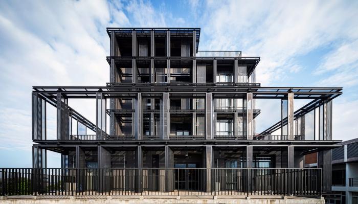 BIM建筑|钢铁框架下蕴含自然原始美：泰国Navakitel 设计酒店