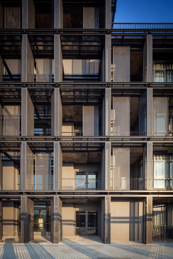 BIM建筑|钢铁框架下蕴含自然原始美：泰国Navakitel 设计酒店