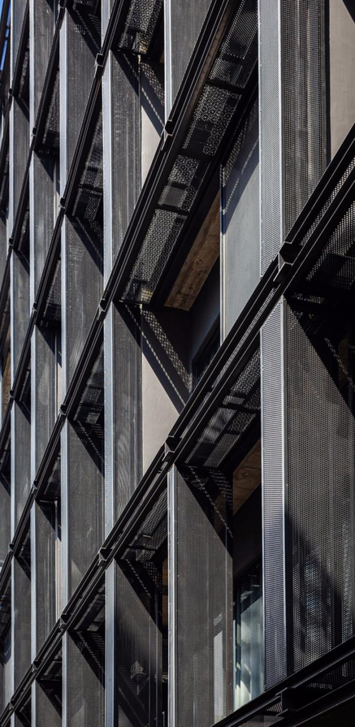 BIM建筑|钢铁框架下蕴含自然原始美：泰国Navakitel 设计酒店