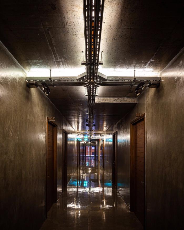 BIM建筑|钢铁框架下蕴含自然原始美：泰国Navakitel 设计酒店