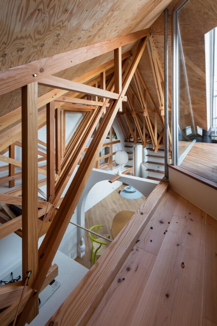 BIM建筑|神户“帽盒”之家，旋转45度的平面