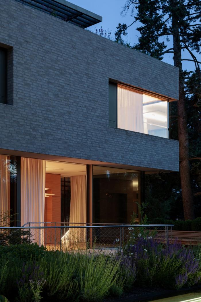 BIM建筑|高于花园之上：“Vista”住宅 / Znameni Ctyr