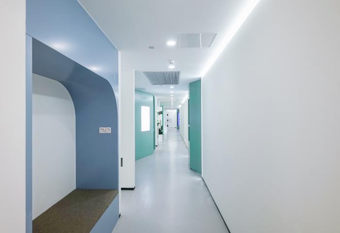 BIM建筑|舒适而优雅的性冷淡风——如涵文化办公空间 / inDeco领筑智造