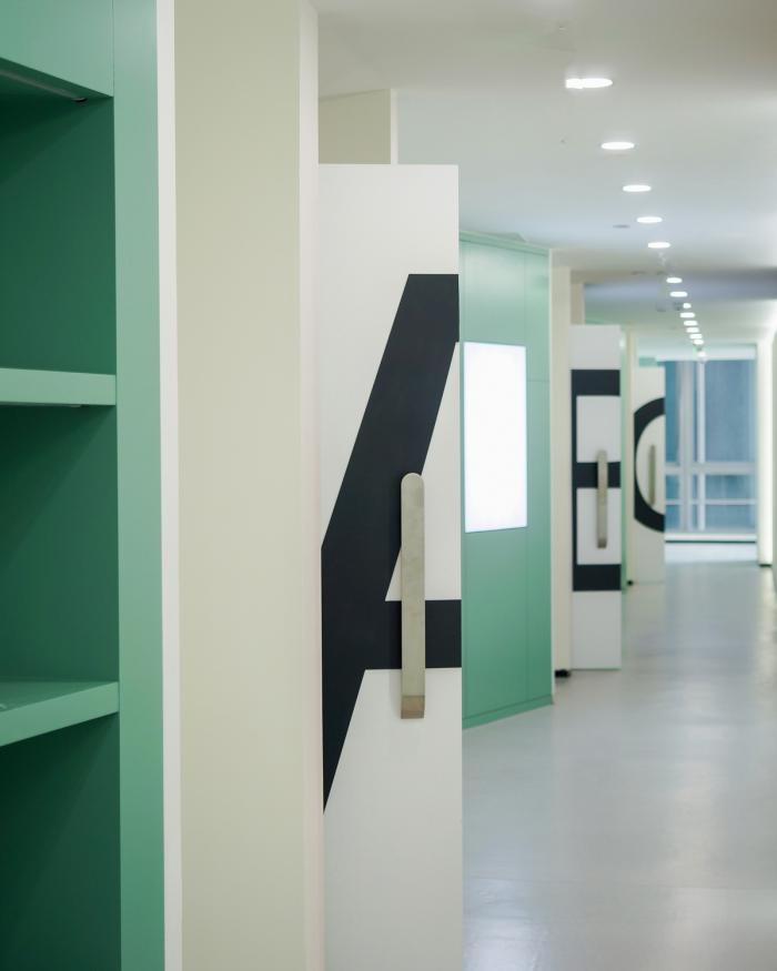 BIM建筑|舒适而优雅的性冷淡风——如涵文化办公空间 / inDeco领筑智造