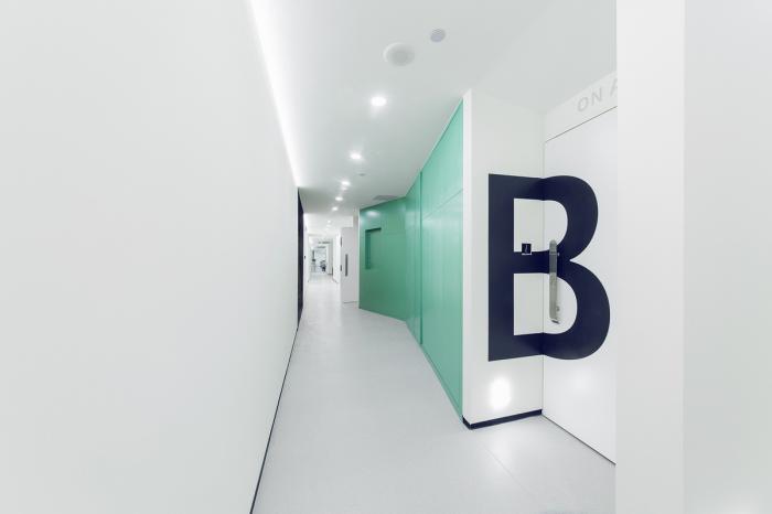 BIM建筑|舒适而优雅的性冷淡风——如涵文化办公空间 / inDeco领筑智造