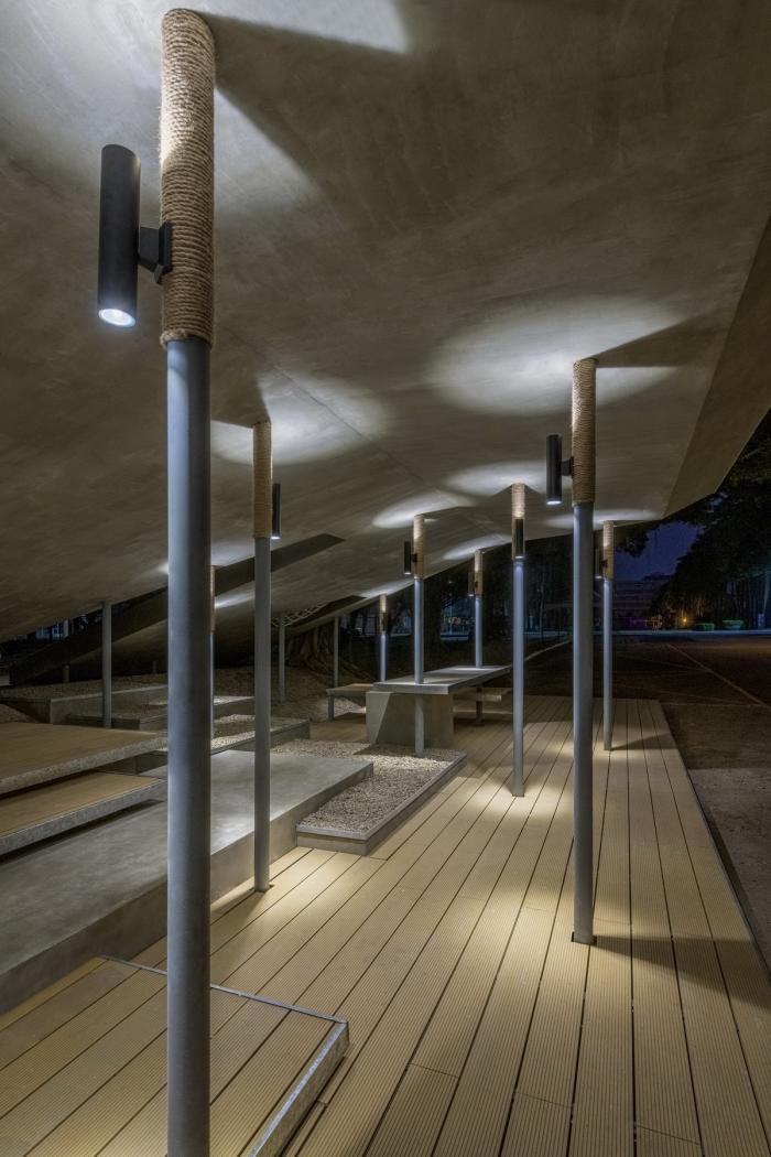 BIM建筑|邵唯晏新作丨轻重之间·层次串构：交通大学南门候车亭