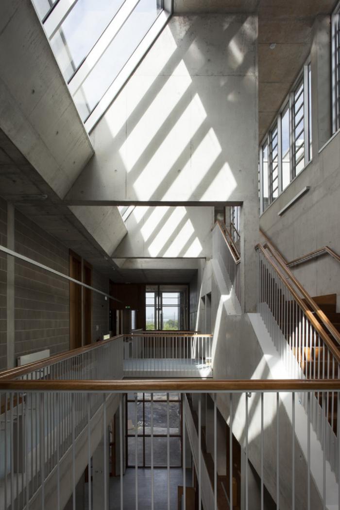 BIM建筑|利默里克大学医学院和宿舍楼 / Grafton Architects