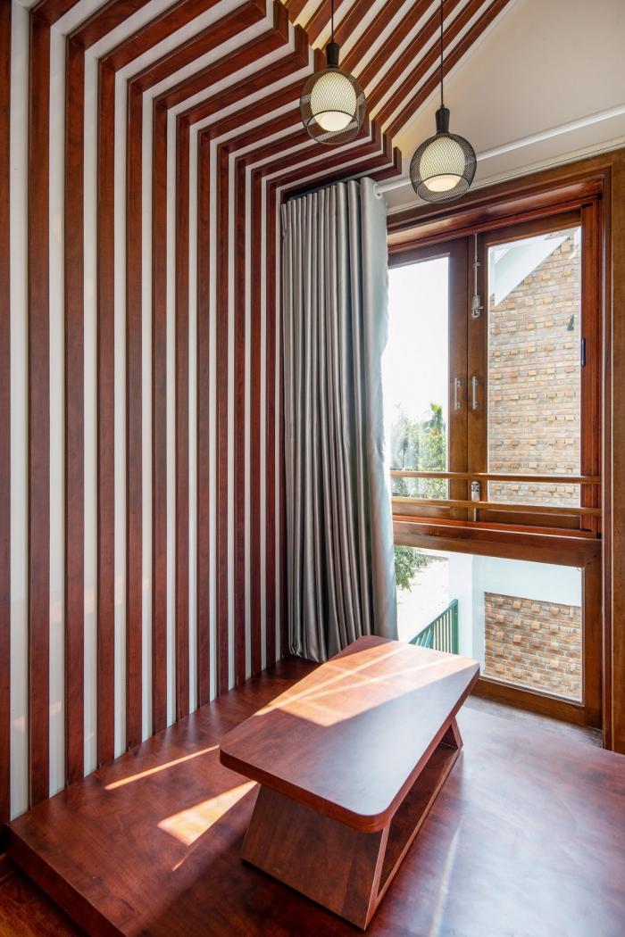 BIM建筑|纵向贯通的“A”字斜柱结构，越南会安康成别墅 / VRA Design