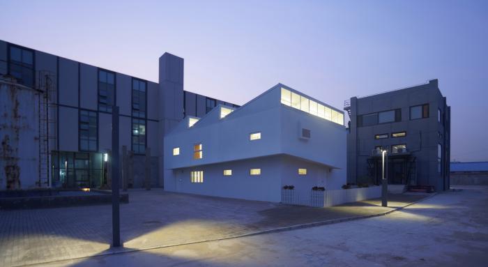 BIM建筑|“简易改造”：精炼元素的空间意义 / 合木建筑新工作室