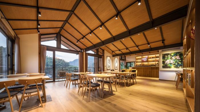 BIM建筑|戴家山倚云山舍精品民宿 / 简然建筑