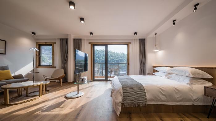 BIM建筑|戴家山倚云山舍精品民宿 / 简然建筑