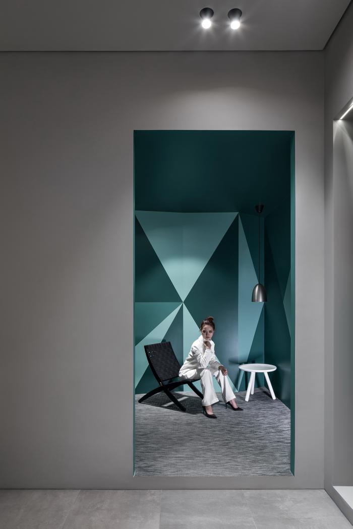 BIM建筑|色彩拼图 | 本杰明摩尔旗舰店 / 大成设计