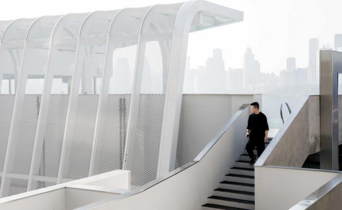 BIM建筑|嫁衣的裙摆——重庆印制一厂山鬼精品酒店改造 / 寻常设计