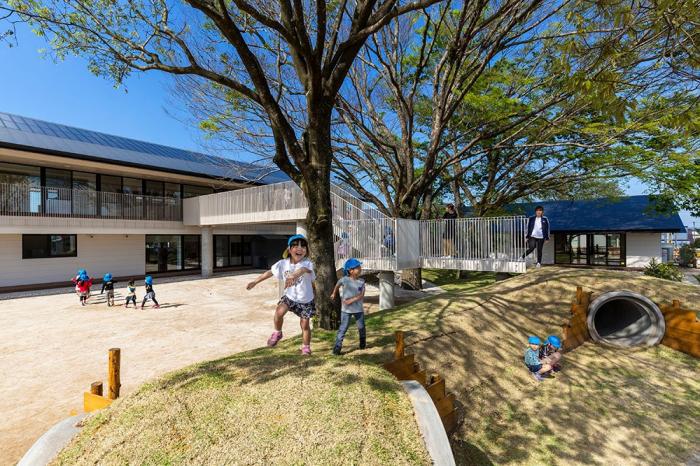 BIM建筑|儿童画里的木屋乐园，MRN幼儿园 / HIBINOSEKKEI +日比野设计