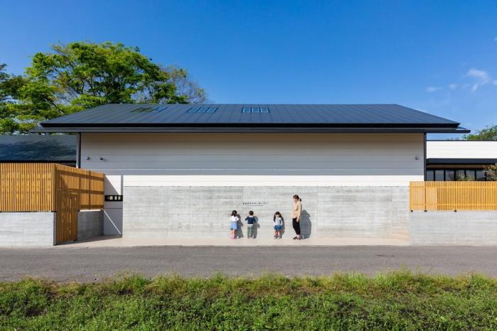 BIM建筑|儿童画里的木屋乐园，MRN幼儿园 / HIBINOSEKKEI +日比野设计