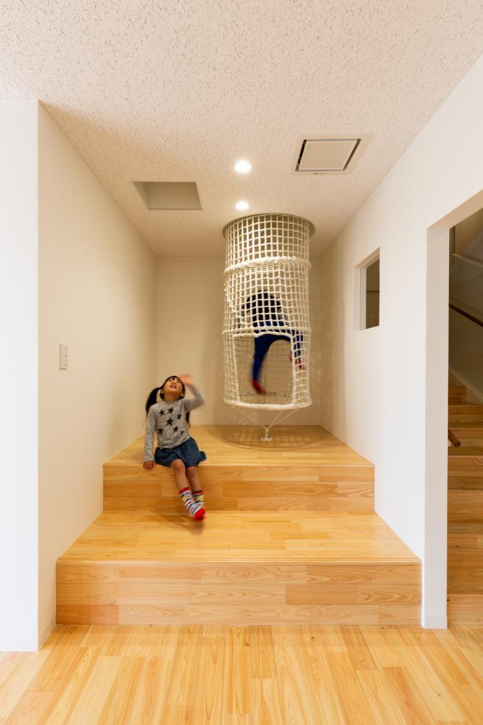 BIM建筑|儿童画里的木屋乐园，MRN幼儿园 / HIBINOSEKKEI +日比野设计