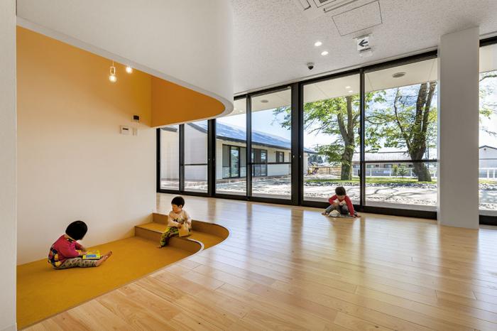 BIM建筑|儿童画里的木屋乐园，MRN幼儿园 / HIBINOSEKKEI +日比野设计