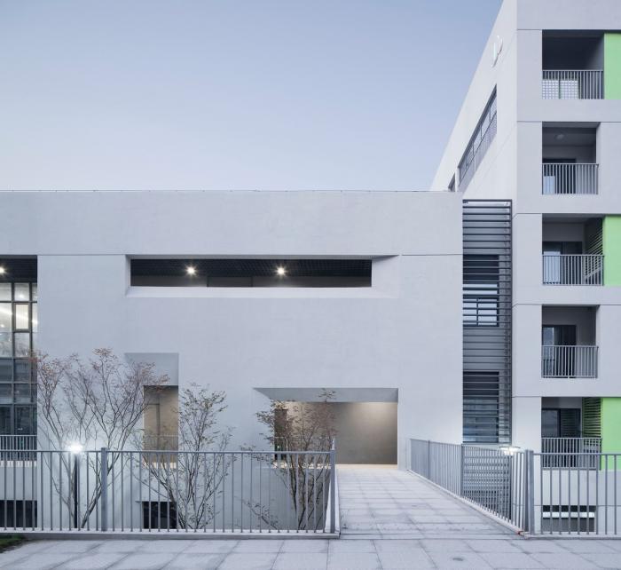 BIM建筑|小河弯弯，愉快嬉戏的童年——宁波杭州湾滨海小学 / 浙江大学建筑设计研究院