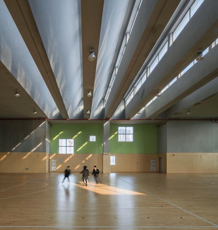 BIM建筑|小河弯弯，愉快嬉戏的童年——宁波杭州湾滨海小学 / 浙江大学建筑设计研究院