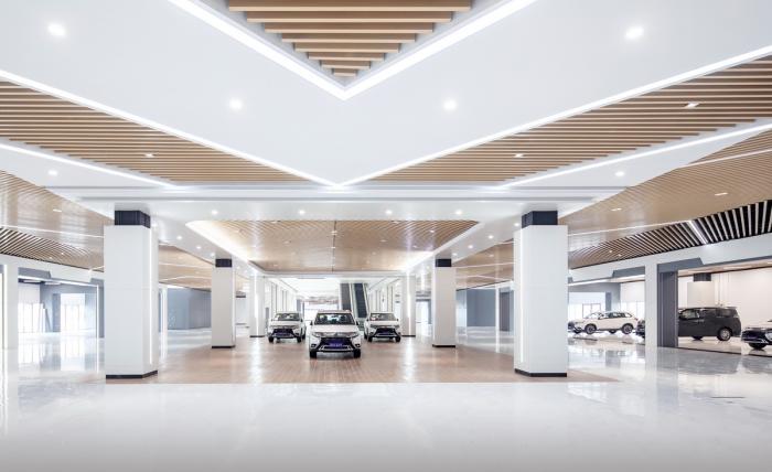 BIM建筑|极速车王的起点——天益国际汽车城 / 三益建筑设计